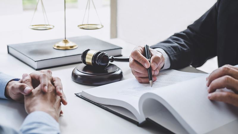 תביעות נגד חברות ביטוח